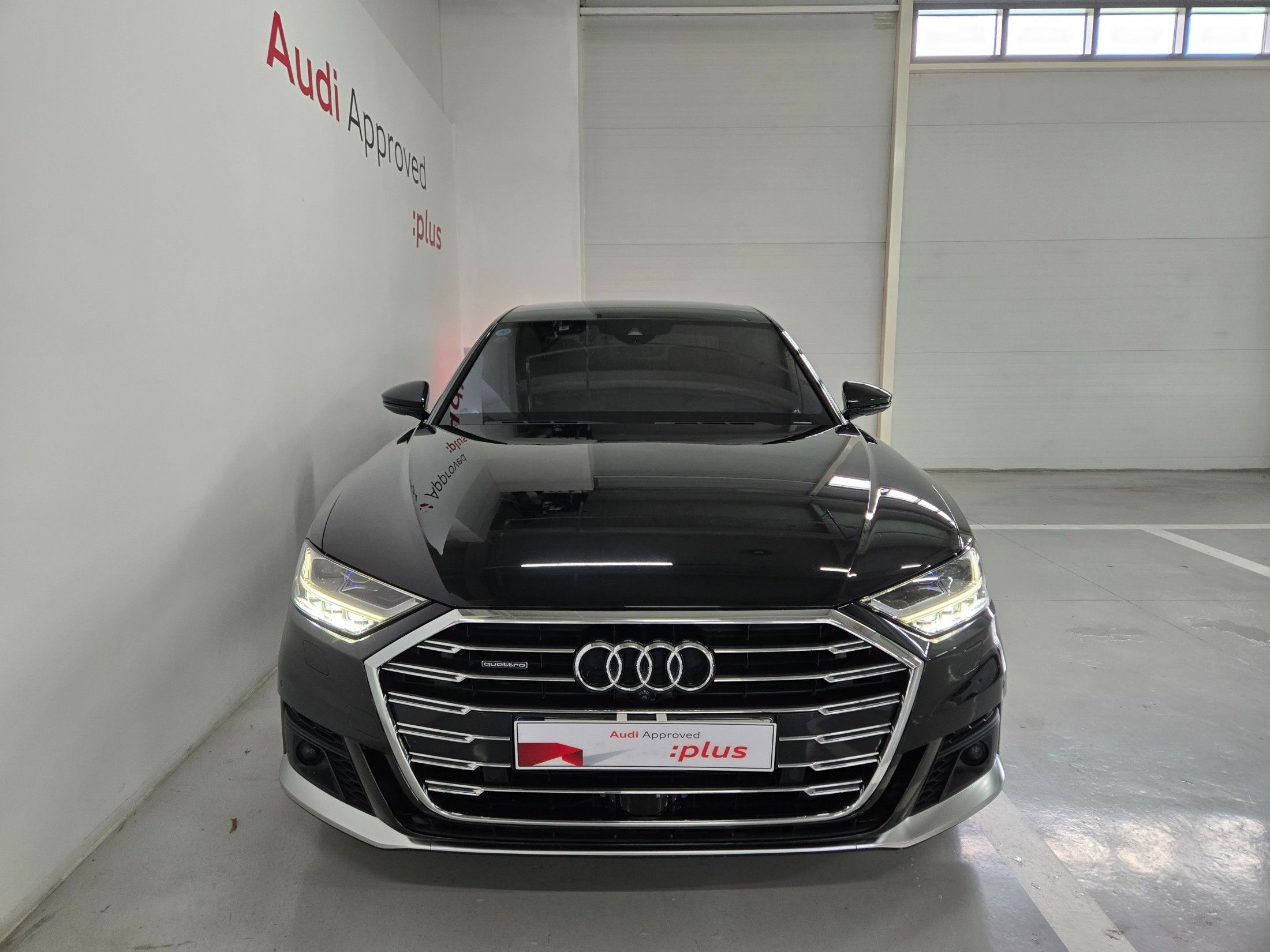 AUDI A8 D5 2021