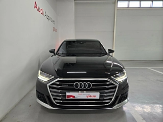 AUDI A8 D5 2021