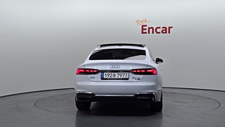 AUDI A5 F5 2021