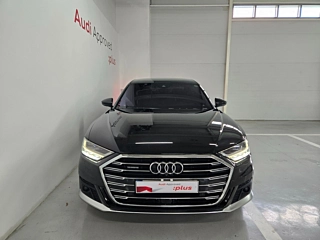 AUDI A8 D5 2021