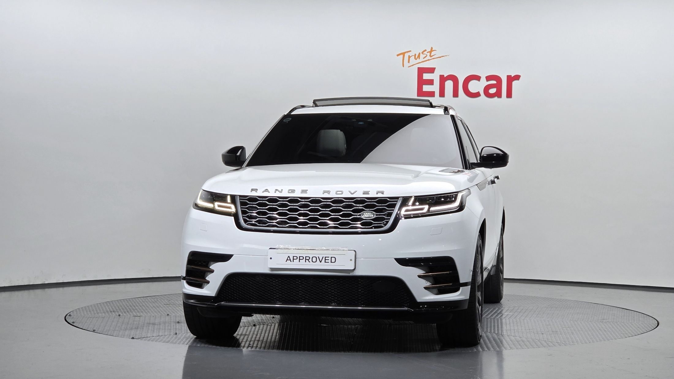 LAND ROVER RANGE ROVER VELAR 2020