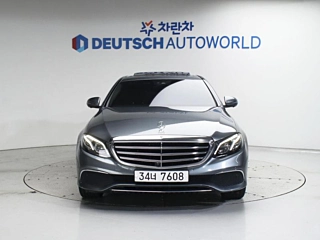 MERCEDES BENZ E-CLASS W213 2017