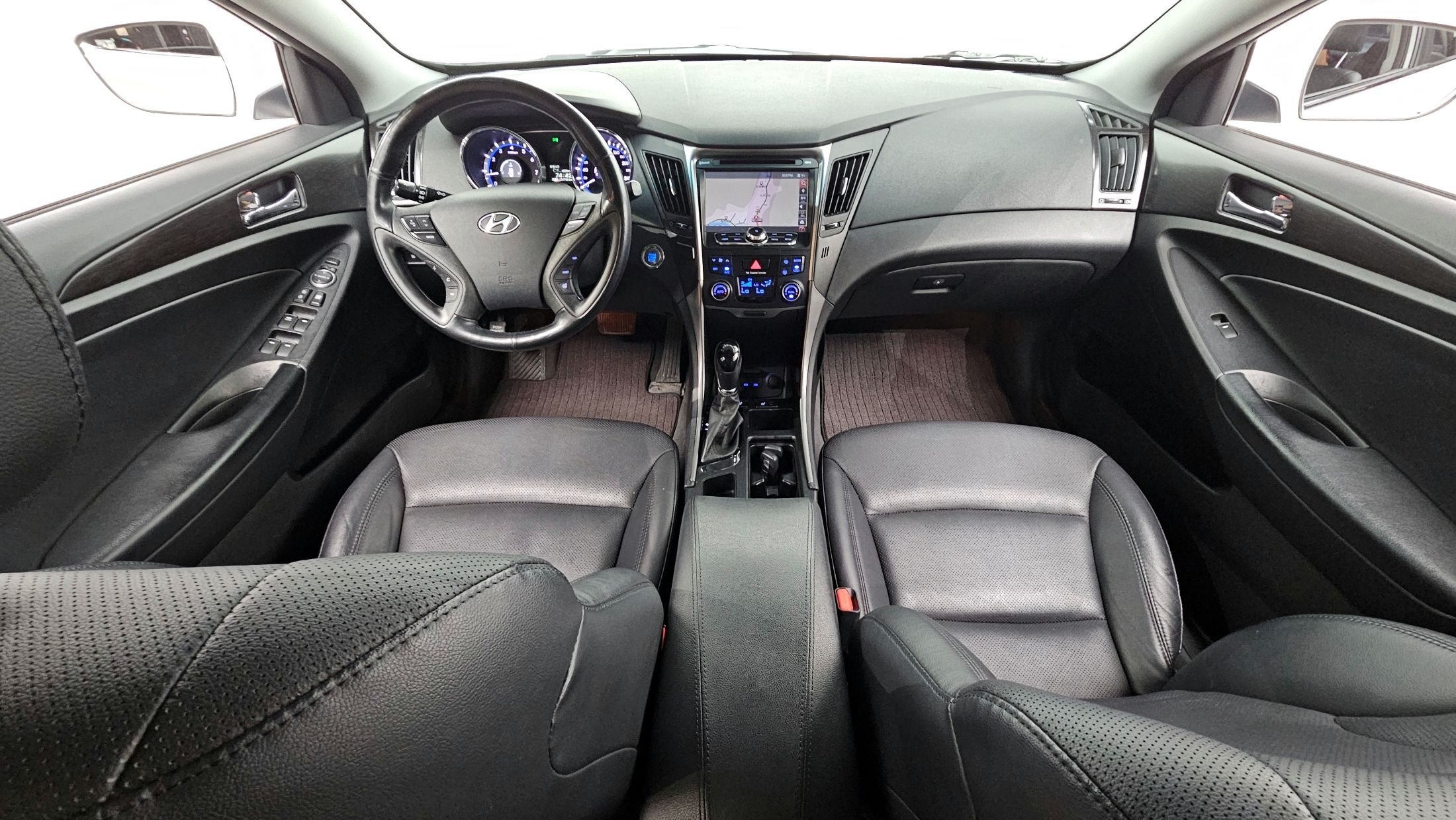 HYUNDAI SONATA THE BRILLIANT 2013