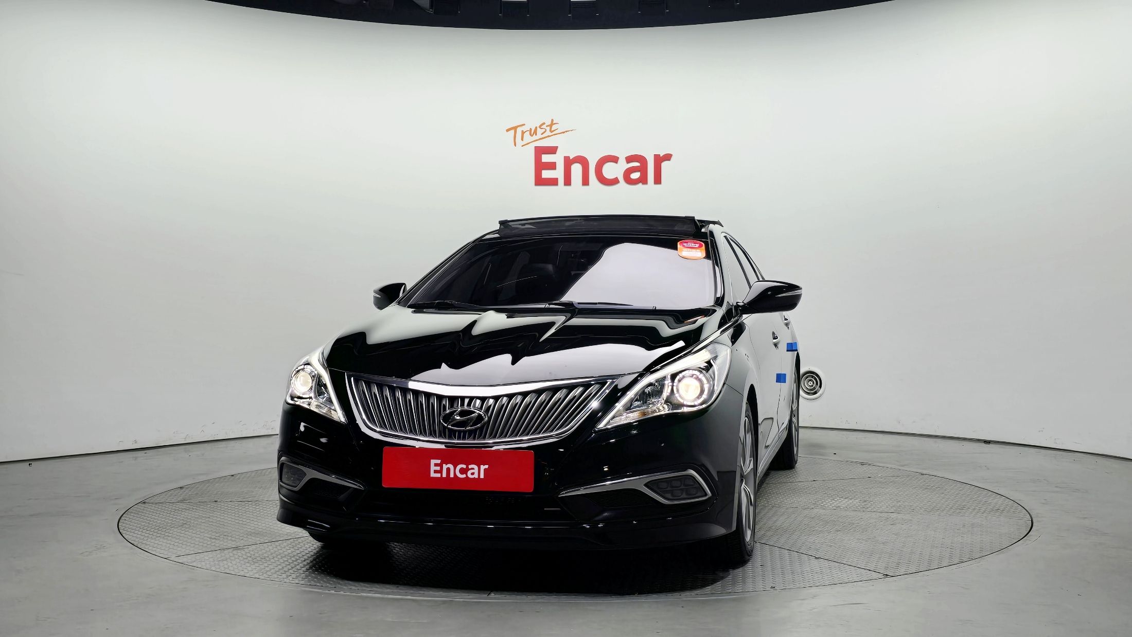 HYUNDAI GRANDEUR HG 2016
