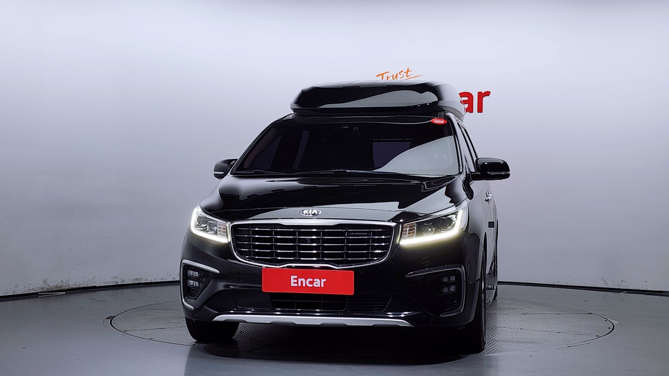 KIA CARNIVAL 2019