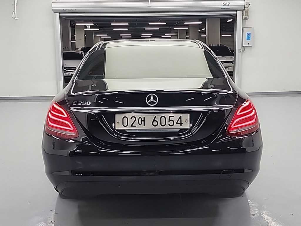 MERCEDES BENZ C-CLASS W205 2018