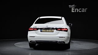 MERCEDES BENZ E-CLASS W213 2020