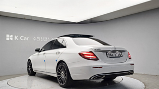 MERCEDES BENZ E-CLASS W213 2019