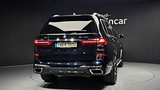BMW X7 G07 2020