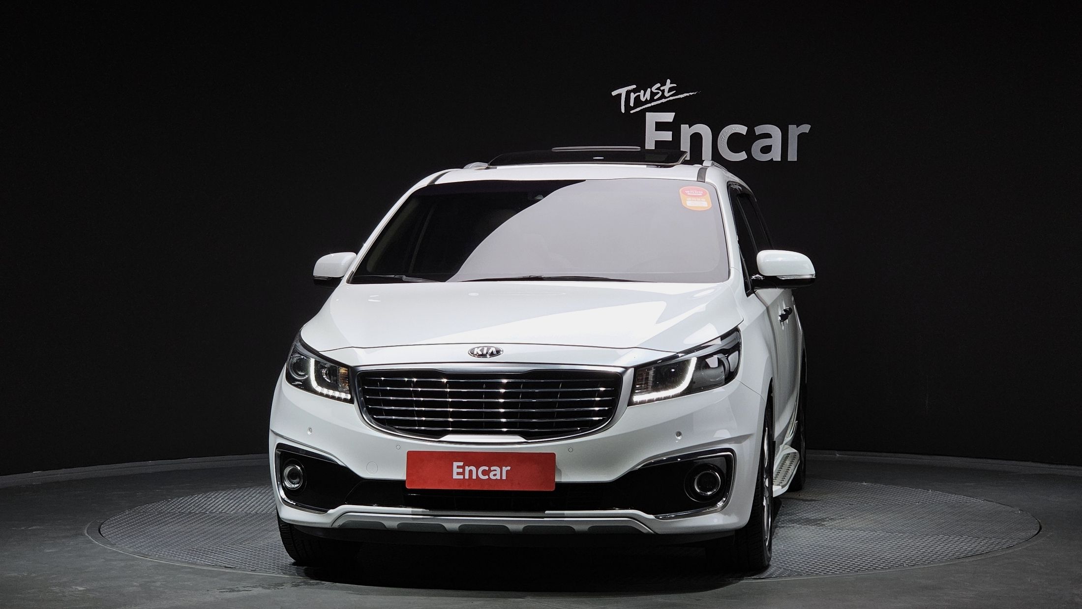KIA CARNIVAL 2017