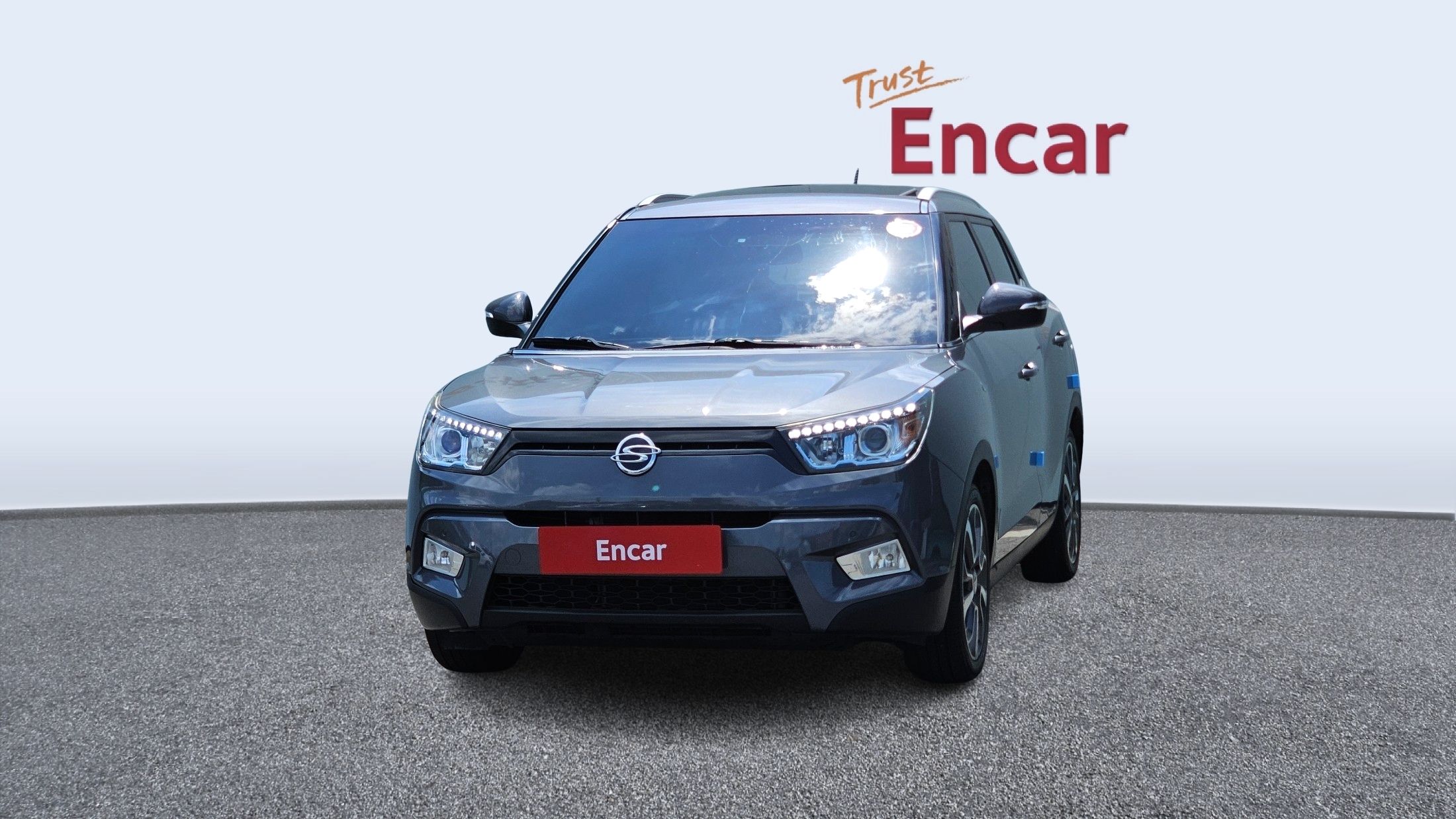 SSANGYONG TIVOLI 2015