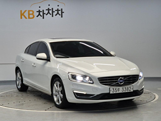 VOLVO S60 2017