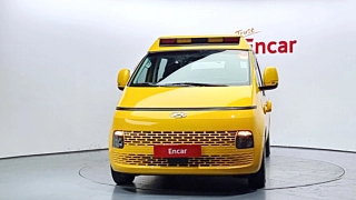 HYUNDAI STARIA 2023