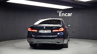 BMW 5-SERIES G30 2021
