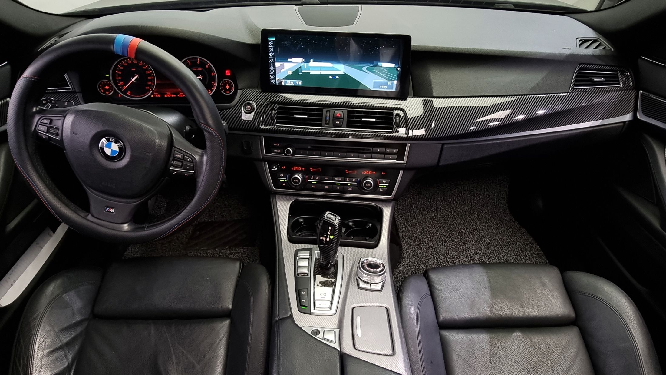 BMW 5-SERIES F10 2013