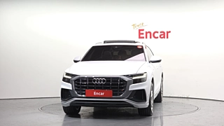 AUDI Q8 4M 2021