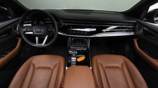 AUDI Q8 4M 2021