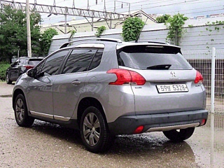 PEUGEOT 2008 2017