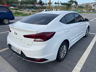 HYUNDAI AVANTE AD 2018
