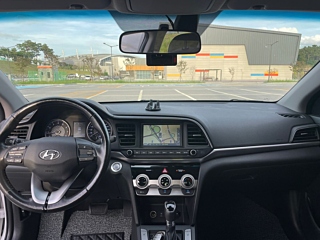 HYUNDAI AVANTE AD 2018