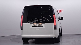 HYUNDAI STARIA 2022