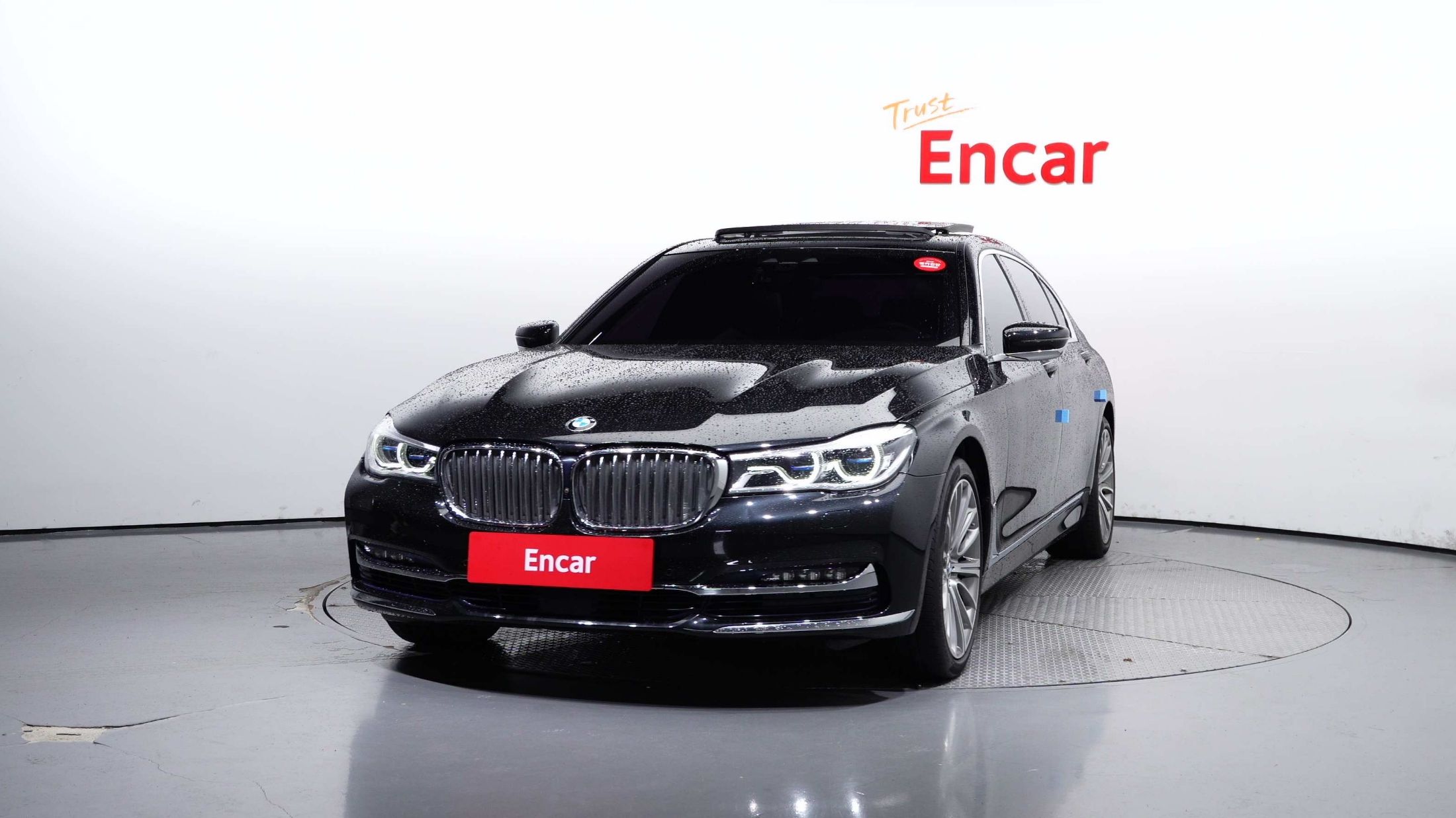 BMW 7-SERIES G11 2016