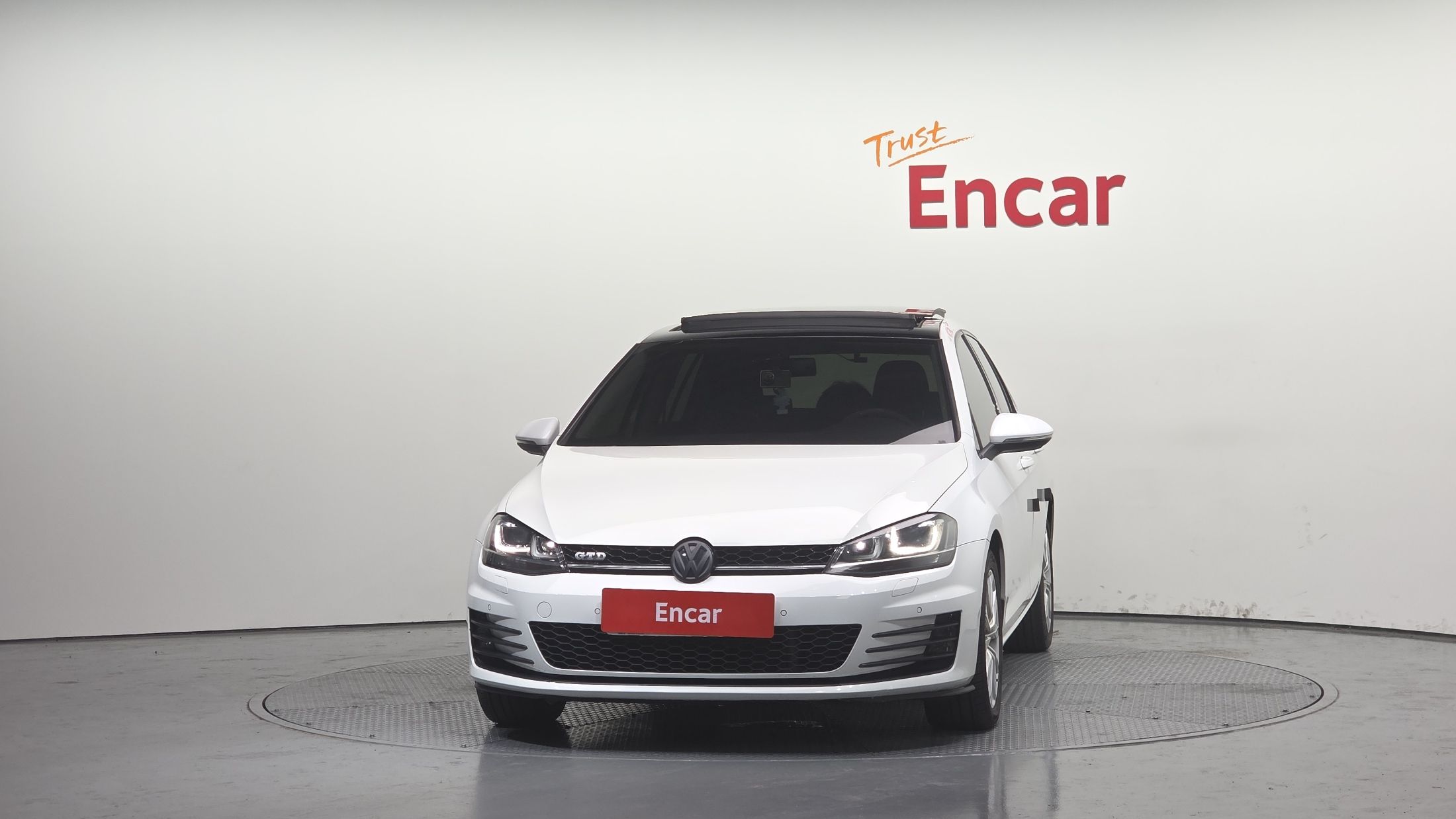 VOLKSWAGEN GOLF 2014