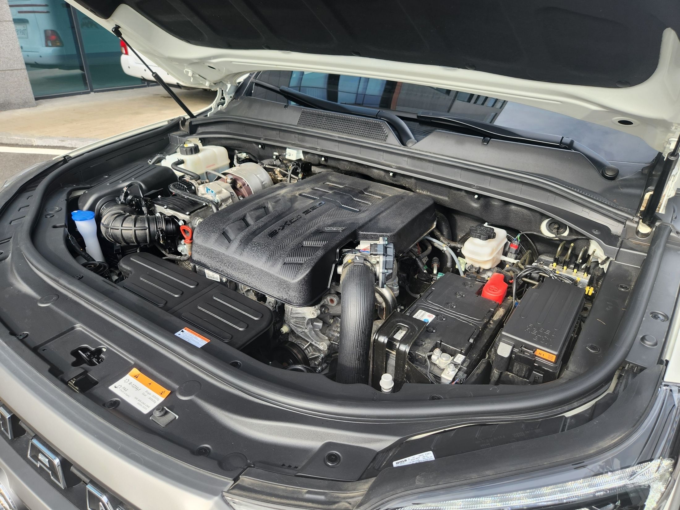SSANGYONG REXTON SPORTS CAR 2024