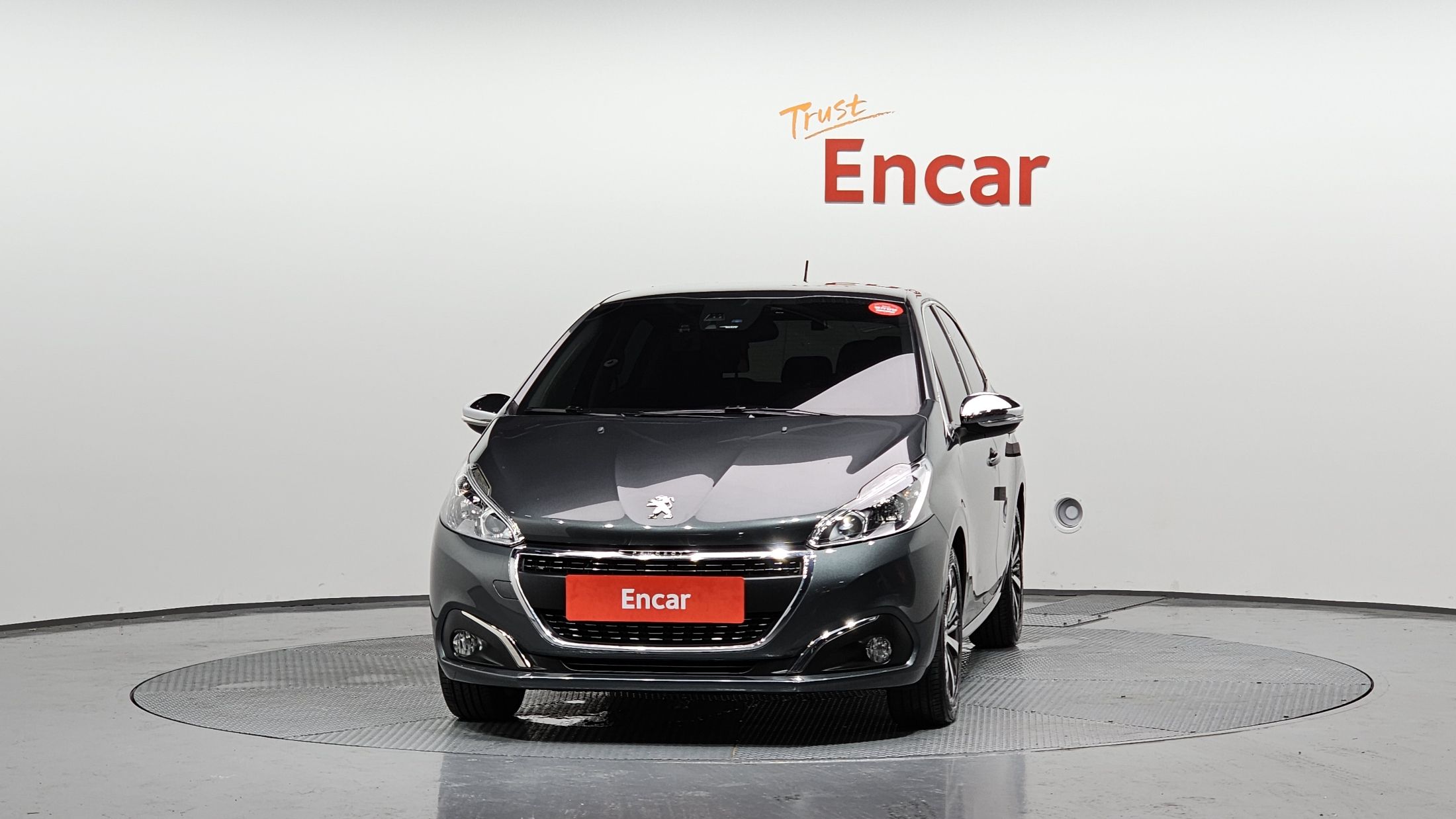 PEUGEOT 208 2017