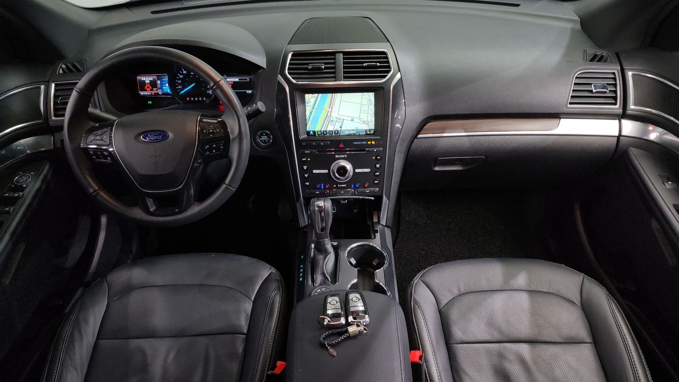 FORD EXPLORER 2018