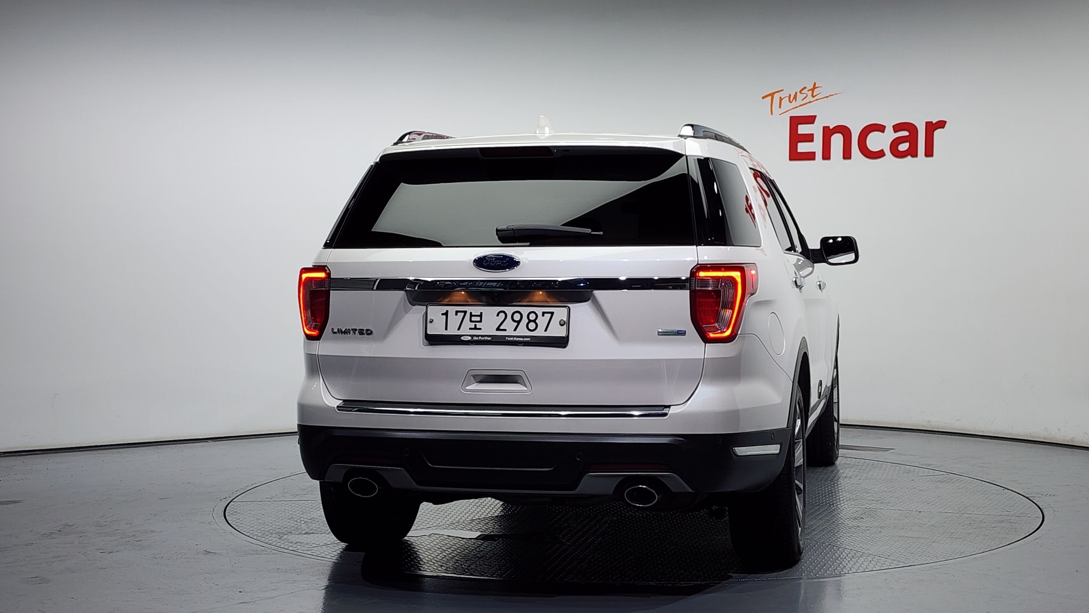 FORD EXPLORER 2018