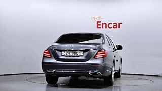 MERCEDES BENZ E-CLASS W213 2017