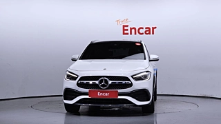 MERCEDES BENZ GLA-CLASS H247 2020