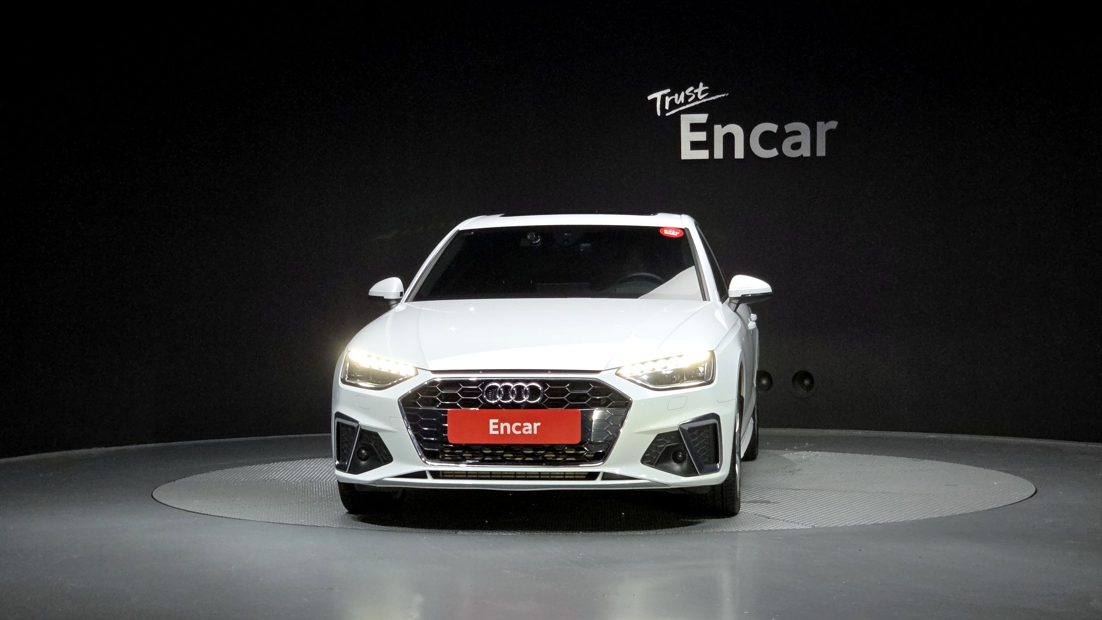 AUDI A4 B9 2021