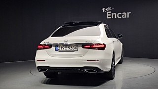 MERCEDES BENZ E-CLASS W213 2023