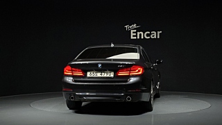 BMW 5-SERIES G30 2018