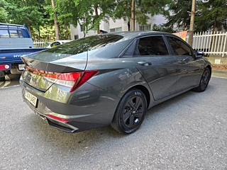 HYUNDAI AVANTE HYBRID CN7 2021