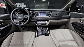 KIA CARNIVAL 2017