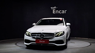 MERCEDES BENZ E-CLASS W213 2018