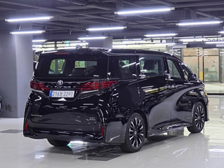 Заказать TOYOTA ALPHARD