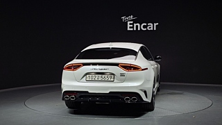 KIA STINGER 2020