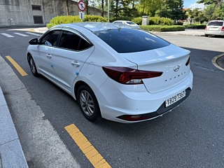 HYUNDAI AVANTE AD 2019