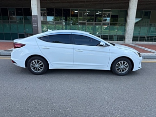 HYUNDAI AVANTE AD 2019