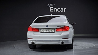 BMW 5-SERIES G30 2018