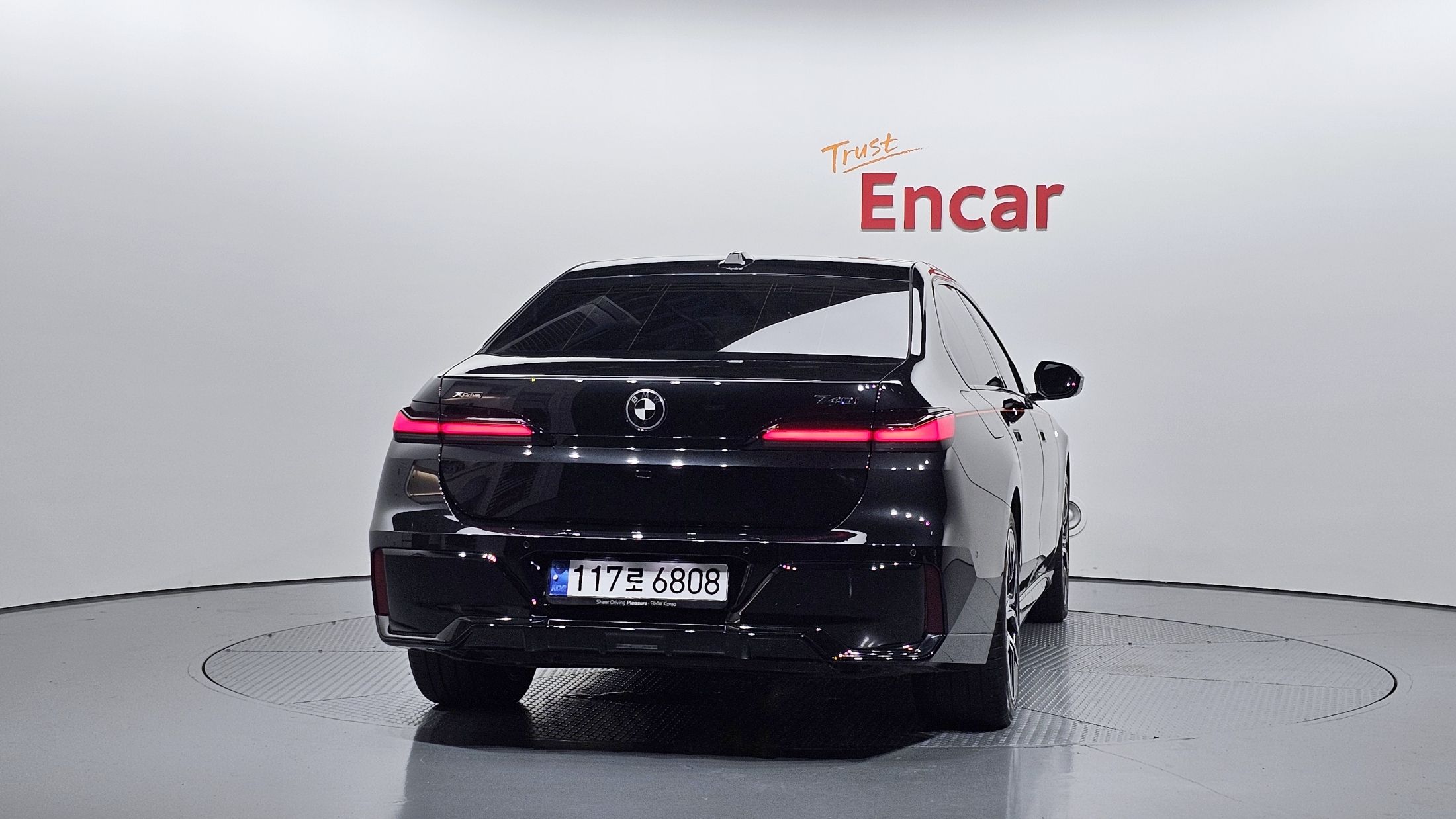 BMW 7-SERIES G70 2024