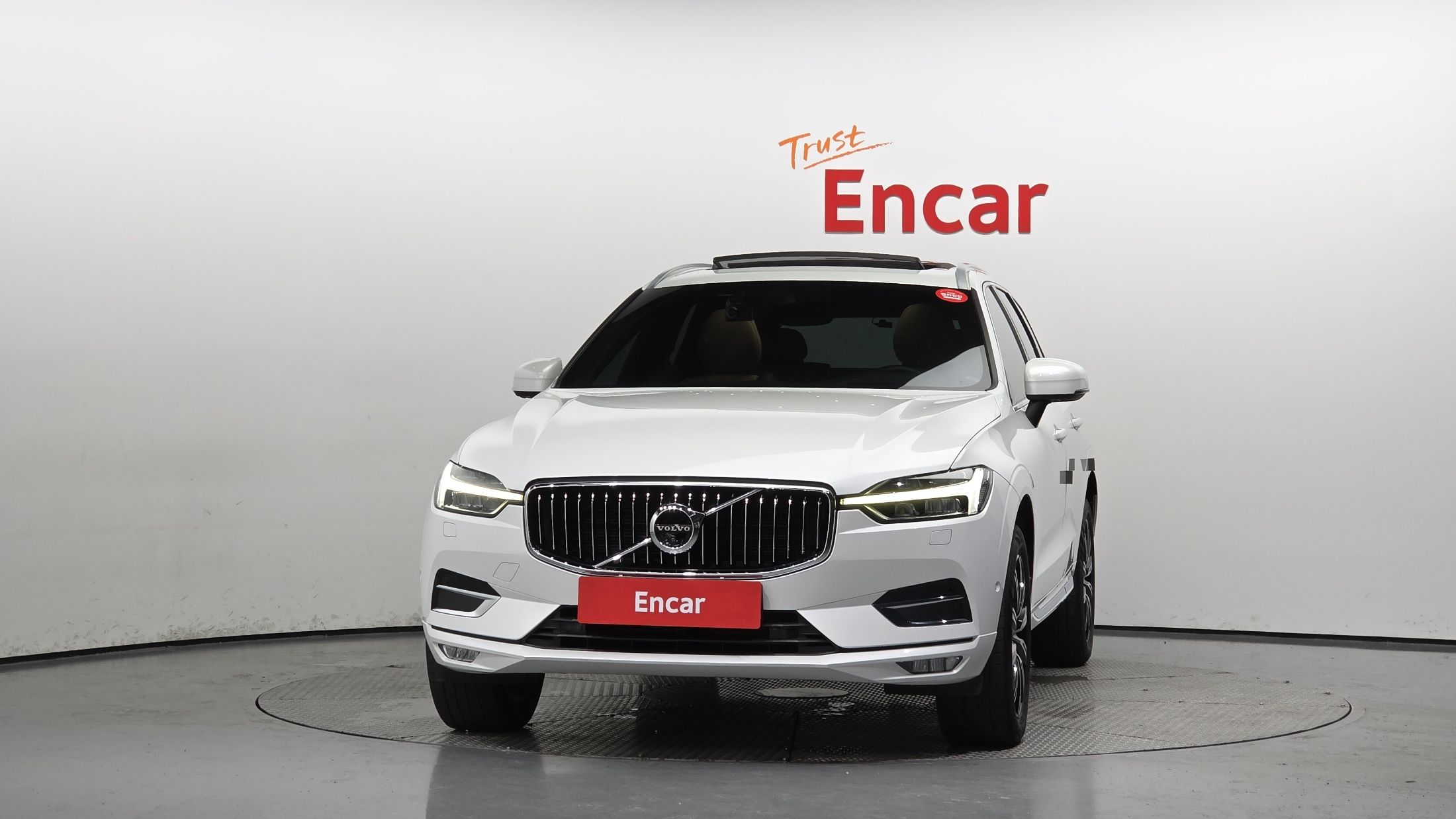 VOLVO XC60 2018