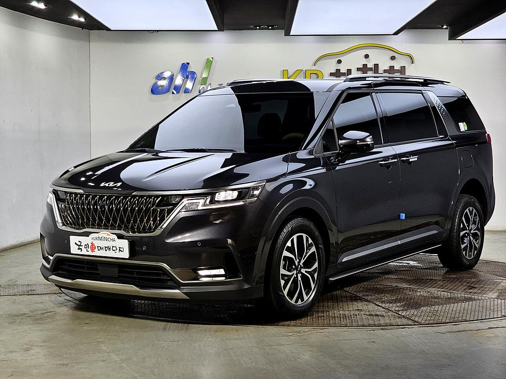 KIA CARNIVAL 2023