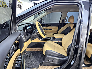 KIA CARNIVAL 2023