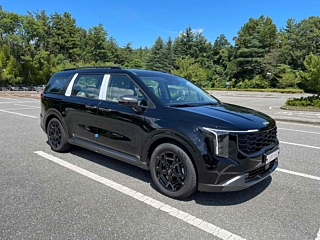 KIA CARNIVAL 2024
