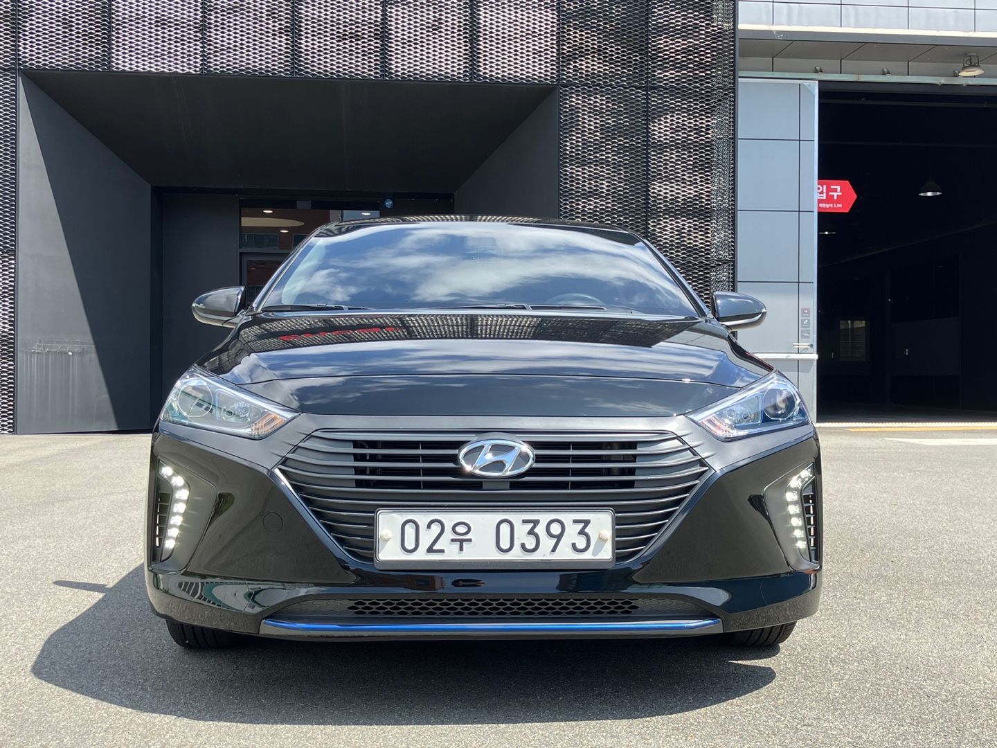 HYUNDAI IONIQ HYBRID 2016